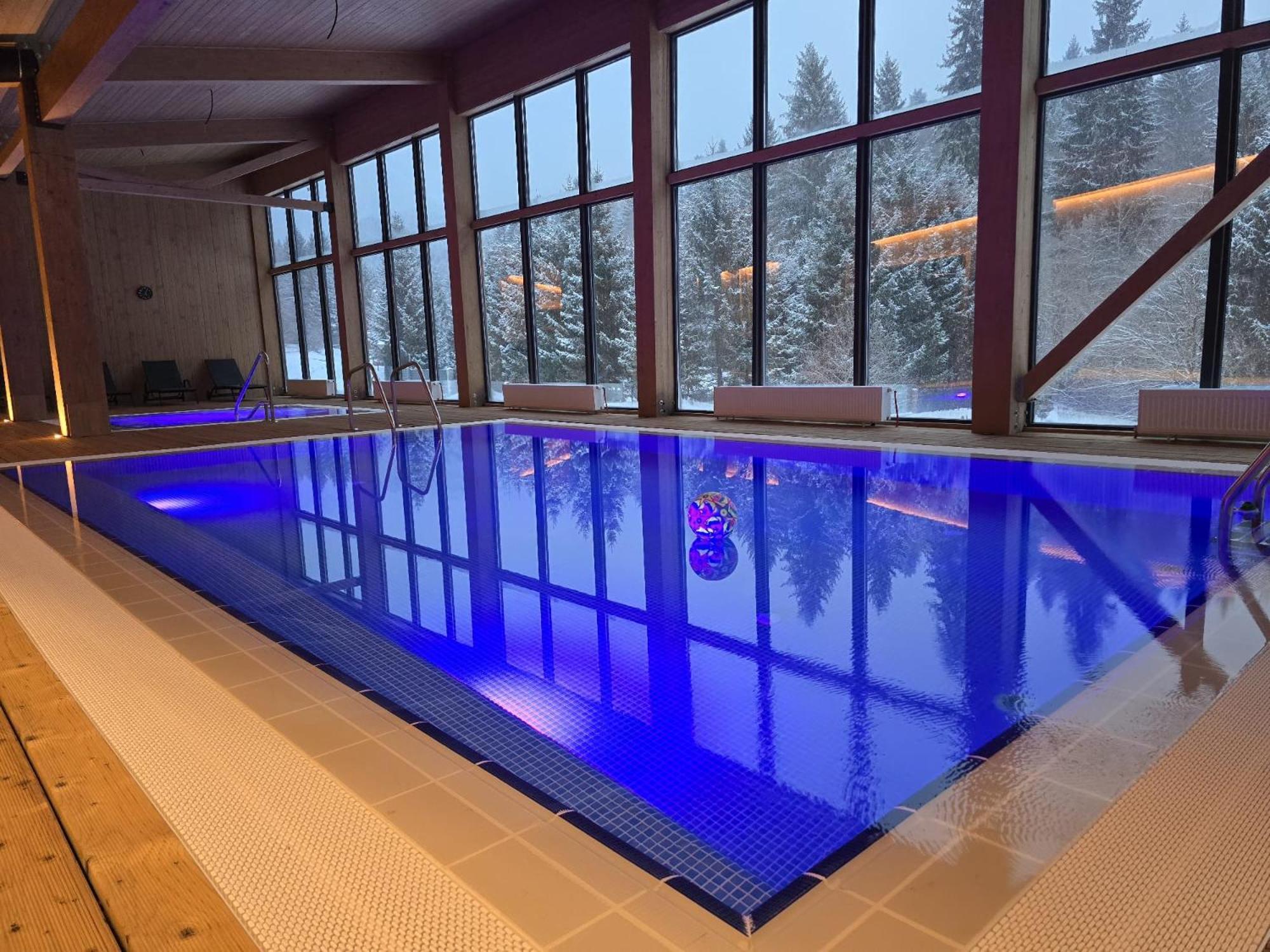 Monte Cervo Bio Hotel & Spa Ковасна Екстериор снимка