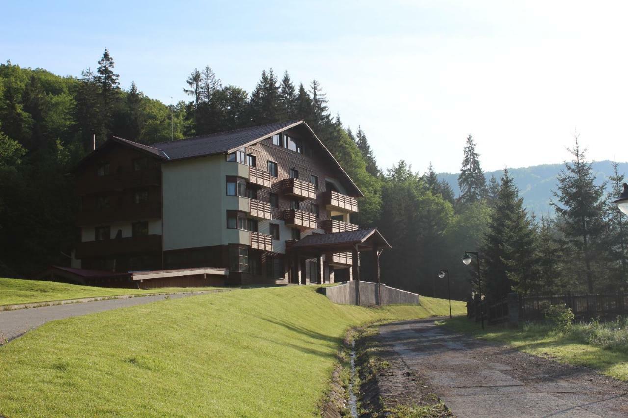 Monte Cervo Bio Hotel & Spa Ковасна Екстериор снимка